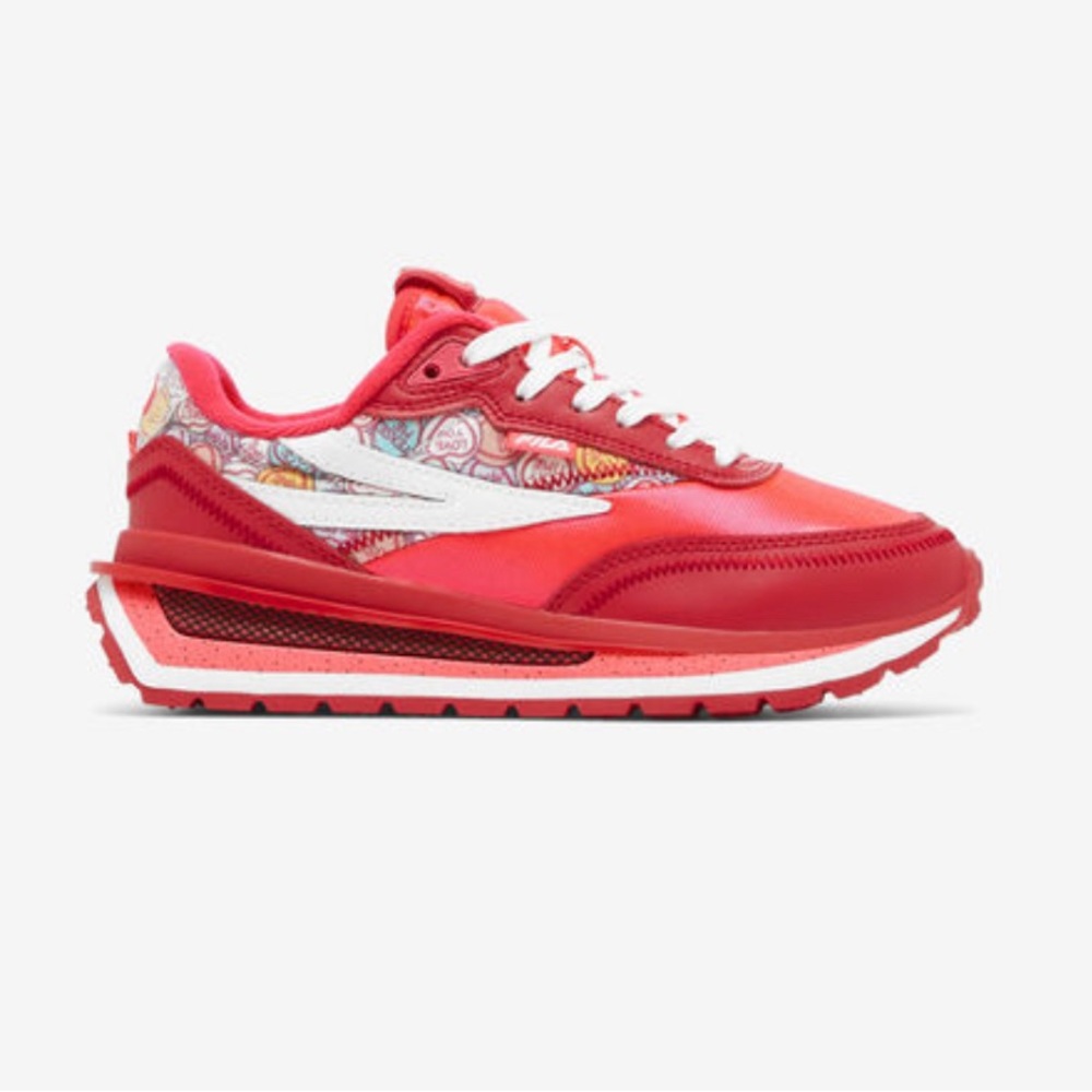 FILA RENNO VALENTINES DAY SHOES size 5 1/2 - Picture 2 of 9